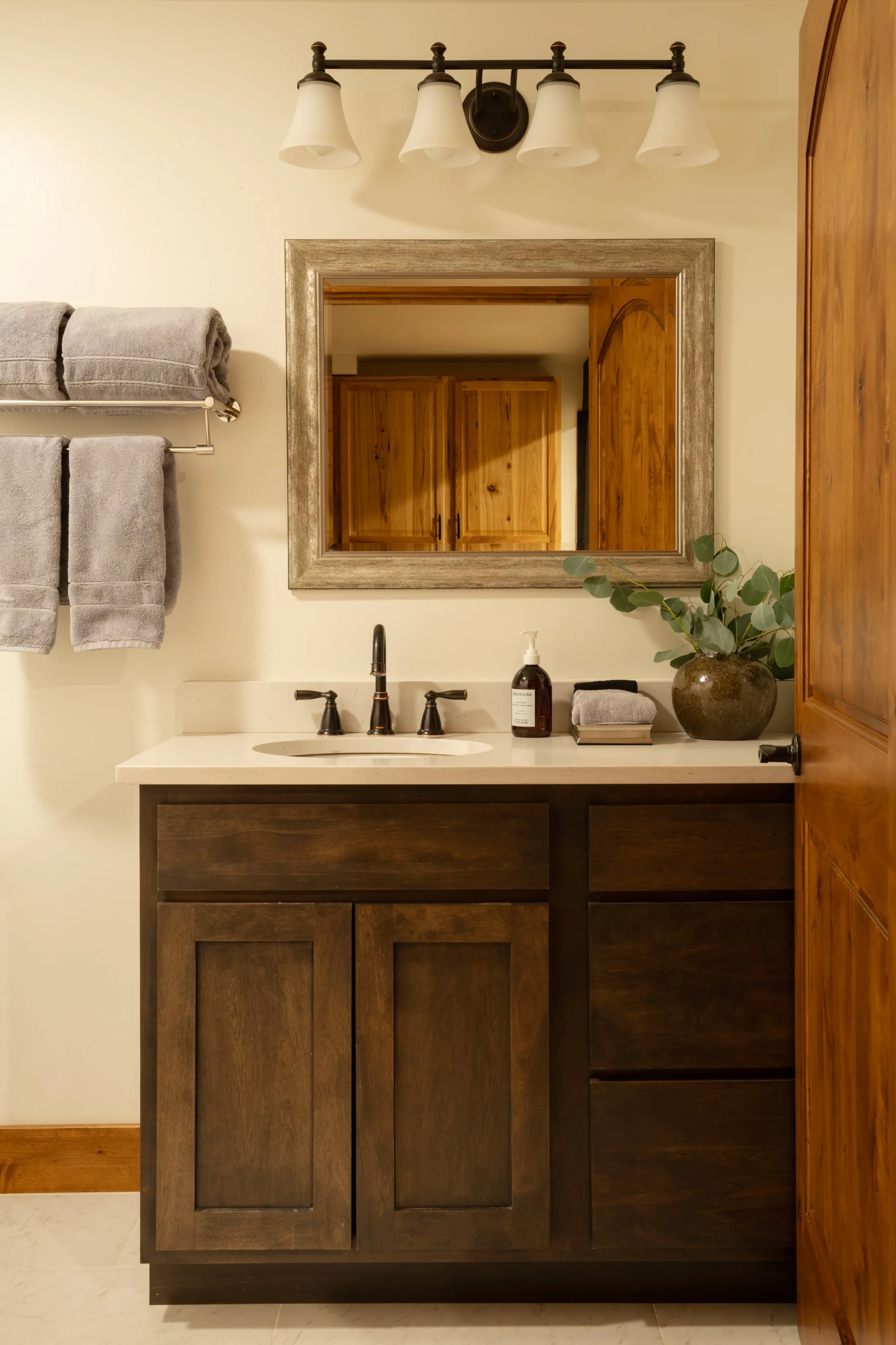 Ensuite apartment bathroom - lower level